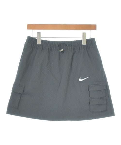 NIKE กระโปรงสั้น