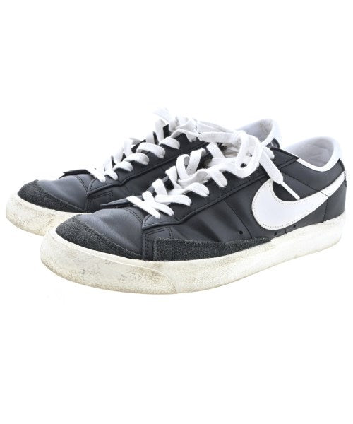 NIKE รองเท้าผ้าใบ