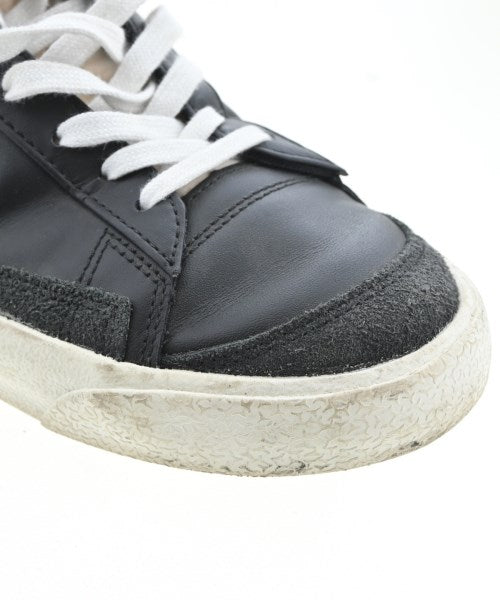 NIKE รองเท้าผ้าใบ