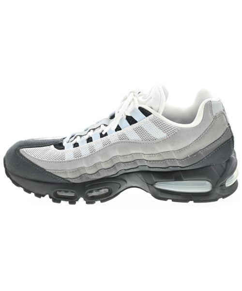 NIKE รองเท้าผ้าใบ