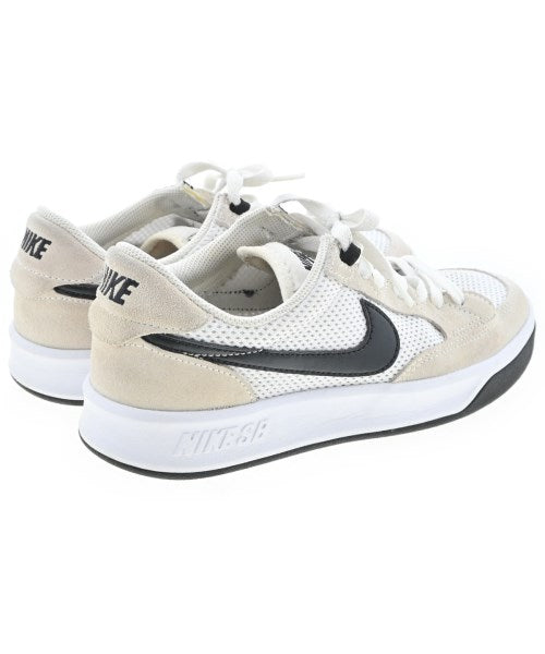 NIKE รองเท้าผ้าใบ