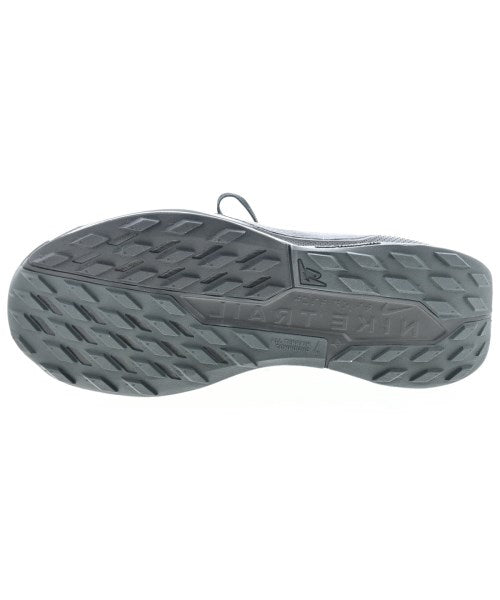 NIKE รองเท้าผ้าใบ