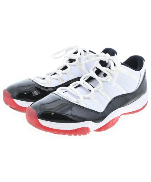 NIKE รองเท้าผ้าใบ