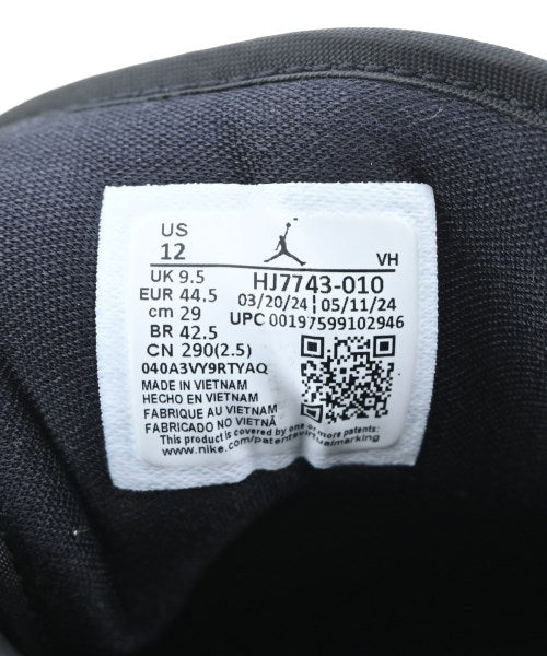 NIKE รองเท้าผ้าใบ