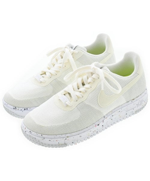 NIKE รองเท้าผ้าใบ