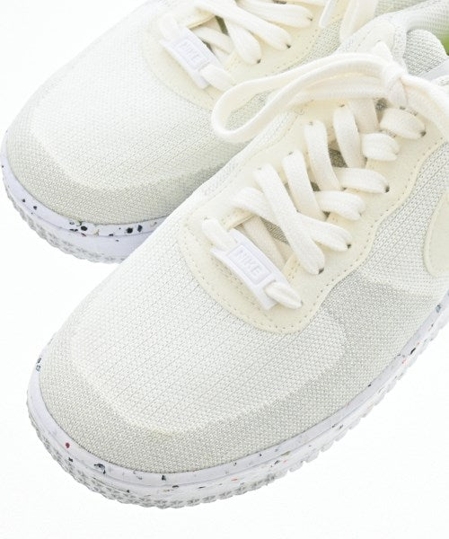 NIKE รองเท้าผ้าใบ