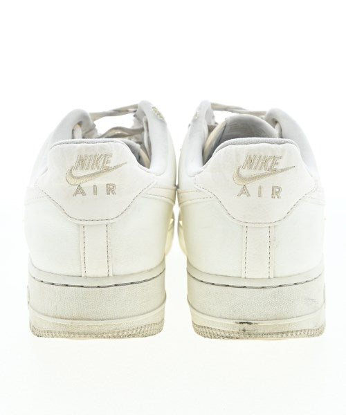 NIKE รองเท้าผ้าใบ