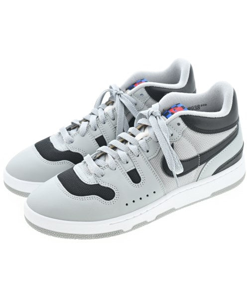 NIKE รองเท้าผ้าใบ