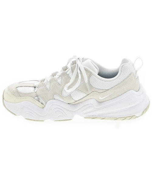 NIKE รองเท้าผ้าใบ