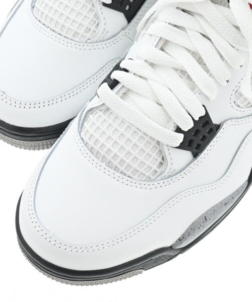 NIKE รองเท้าผ้าใบ