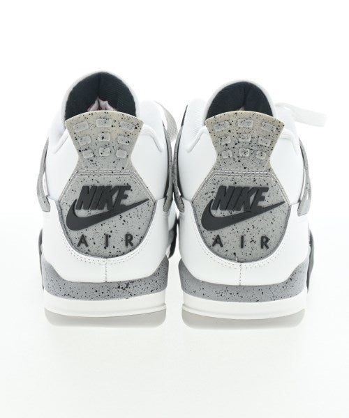 NIKE รองเท้าผ้าใบ