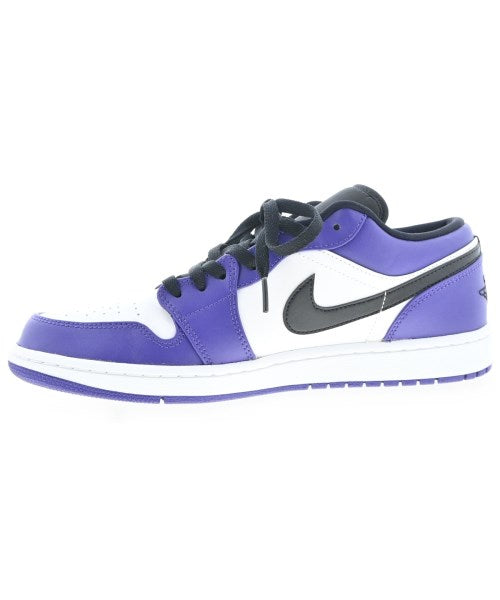NIKE รองเท้าผ้าใบ