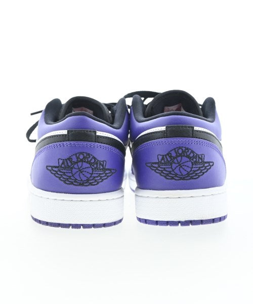 NIKE รองเท้าผ้าใบ