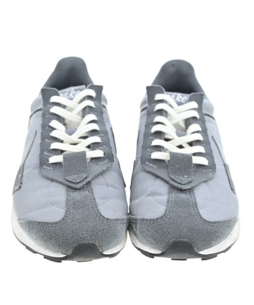NIKE รองเท้าผ้าใบ