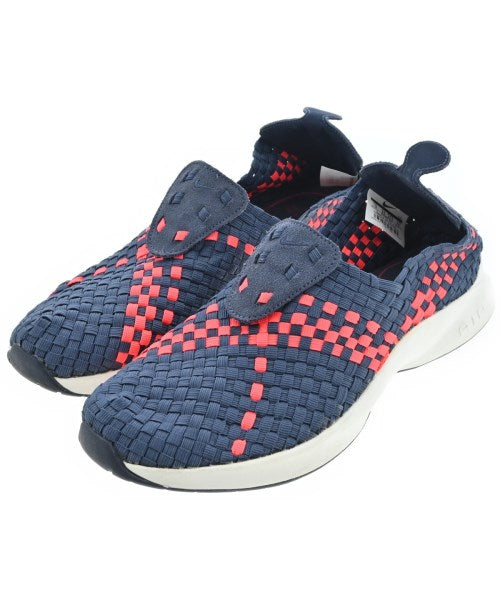 NIKE รองเท้าผ้าใบ