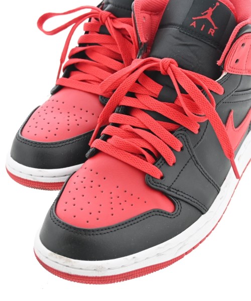 NIKE รองเท้าผ้าใบ
