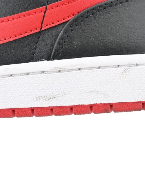 NIKE รองเท้าผ้าใบ