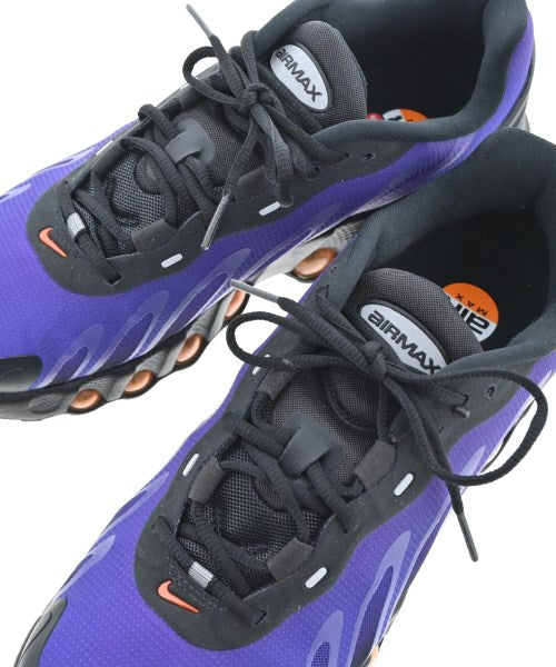 NIKE รองเท้าผ้าใบ
