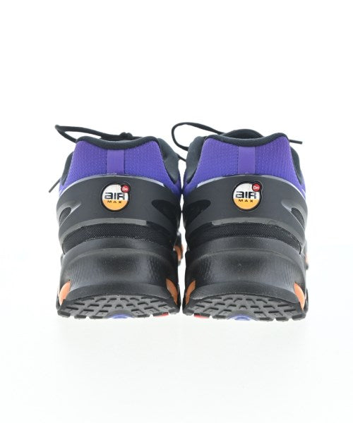 NIKE รองเท้าผ้าใบ