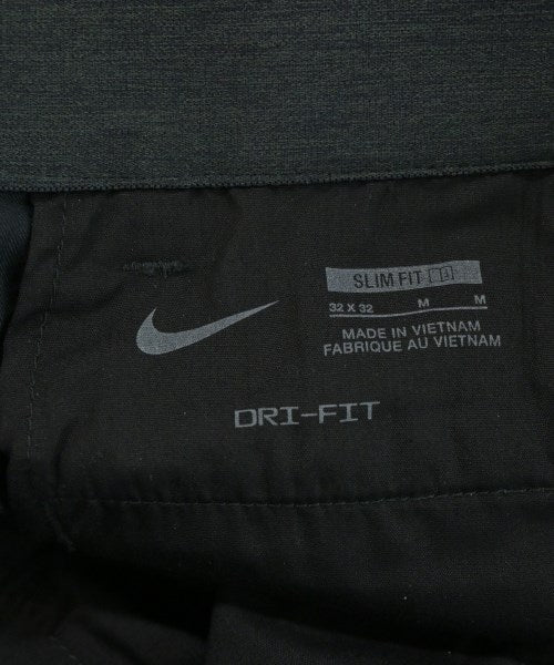 NIKE ชิโน่