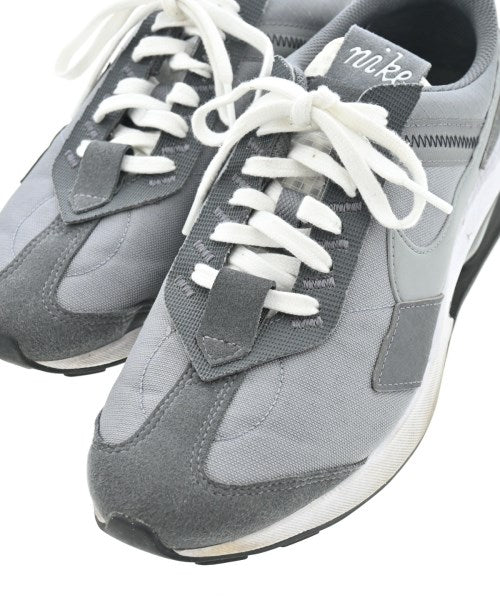 NIKE รองเท้าผ้าใบ
