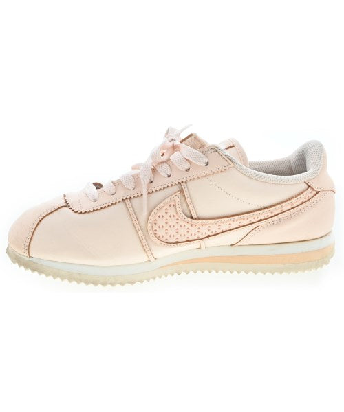 NIKE รองเท้าผ้าใบ