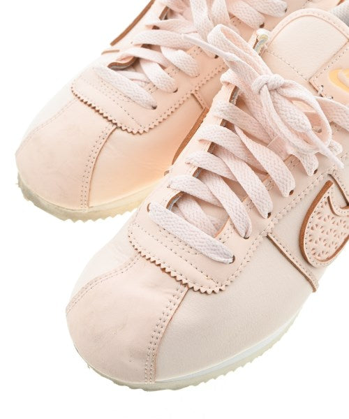 NIKE รองเท้าผ้าใบ
