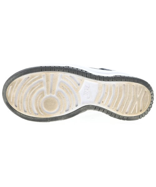 NIKE รองเท้าผ้าใบ