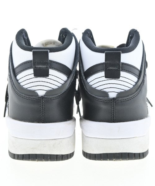 NIKE รองเท้าผ้าใบ