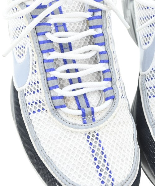NIKE รองเท้าผ้าใบ