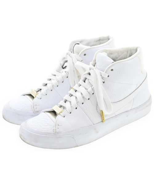 NIKE รองเท้าผ้าใบ