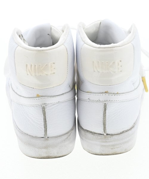 NIKE รองเท้าผ้าใบ