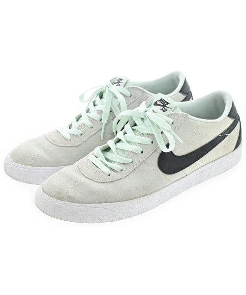 NIKE รองเท้าผ้าใบ