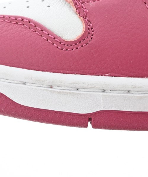 NIKE รองเท้าผ้าใบ