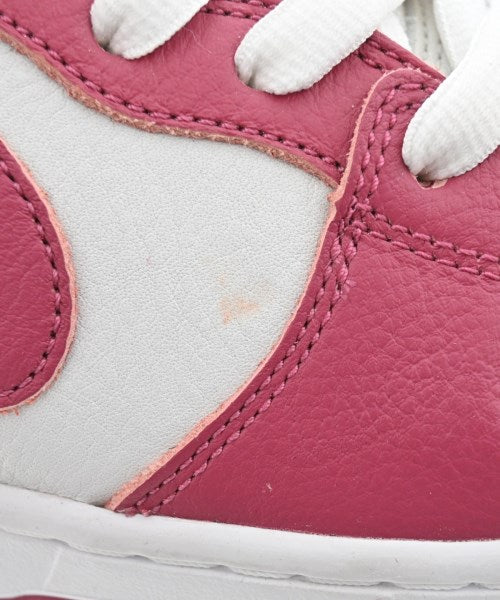 NIKE รองเท้าผ้าใบ
