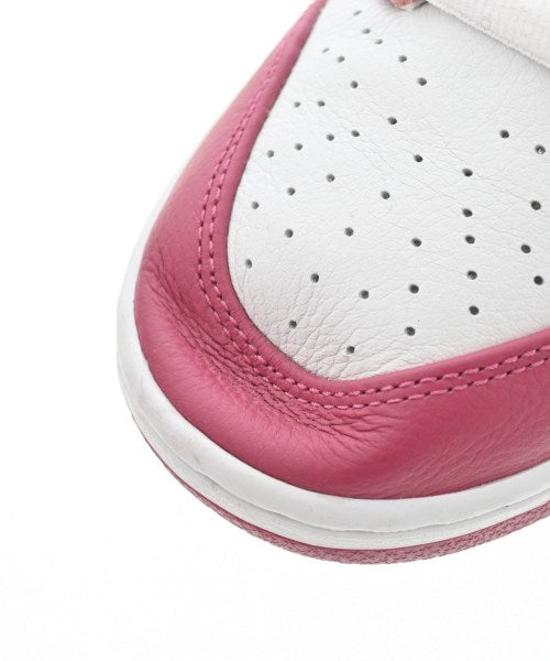 NIKE รองเท้าผ้าใบ