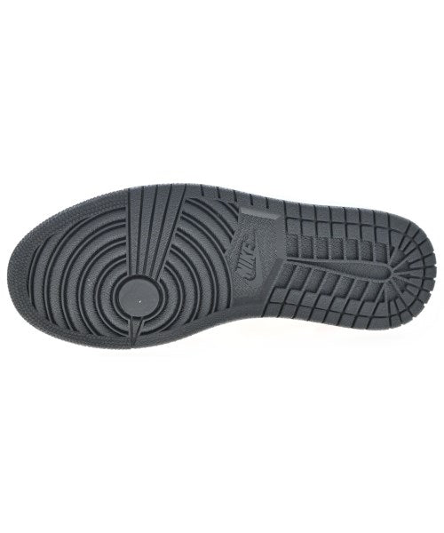 NIKE รองเท้าผ้าใบ
