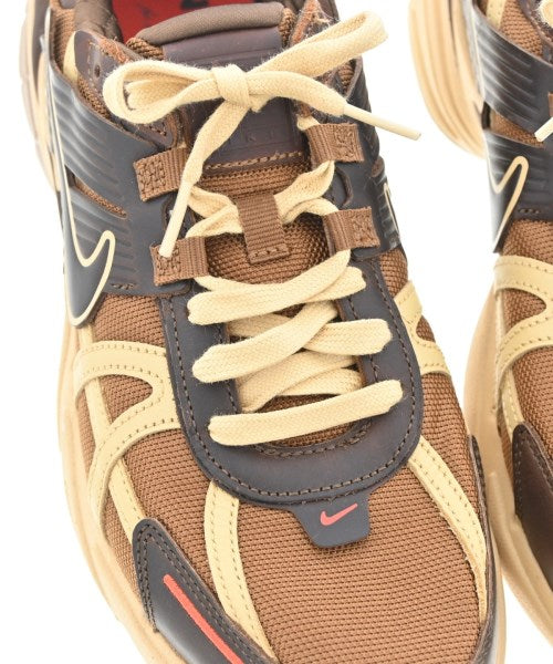 NIKE รองเท้าผ้าใบ