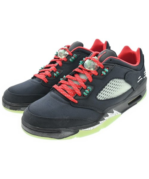 NIKE รองเท้าผ้าใบ