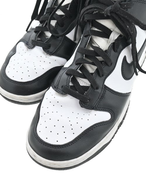 NIKE รองเท้าผ้าใบ