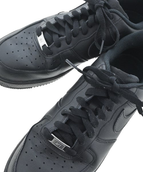 NIKE รองเท้าผ้าใบ