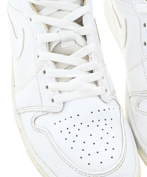 NIKE รองเท้าผ้าใบ