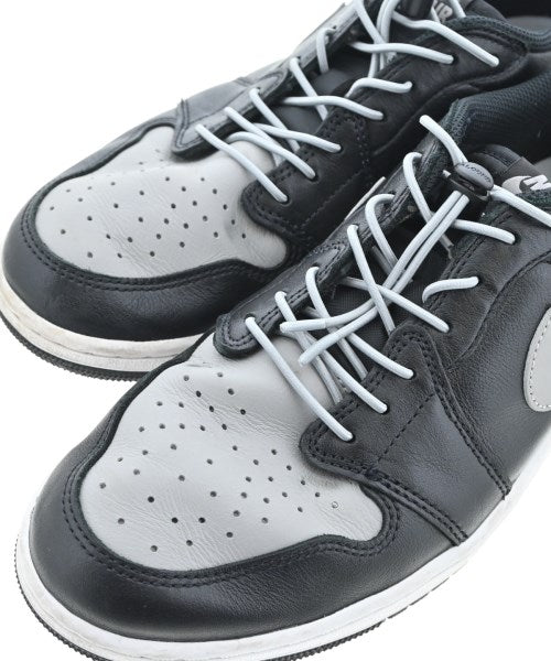 NIKE รองเท้าผ้าใบ
