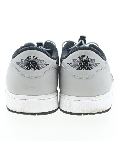 NIKE รองเท้าผ้าใบ