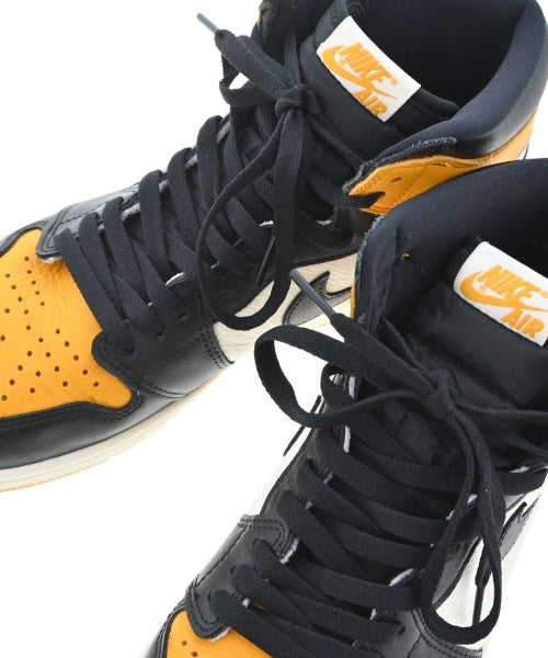 NIKE รองเท้าผ้าใบ