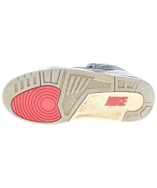 NIKE รองเท้าผ้าใบ
