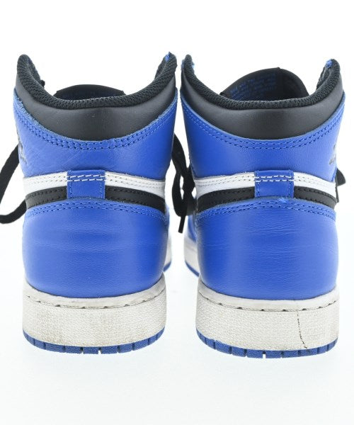 NIKE รองเท้าผ้าใบ