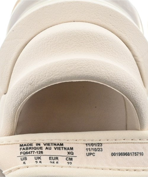 NIKE รองเท้าแตะ