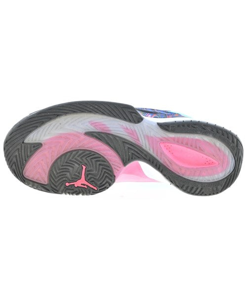 NIKE รองเท้าผ้าใบ
