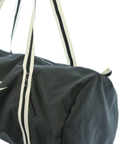 NIKE กระเป๋า อื่น